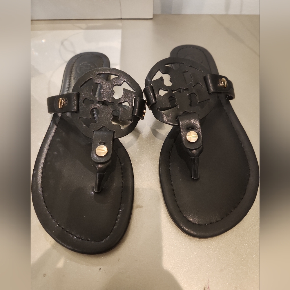 Tory Burch black leather millers Sz 9 NEW